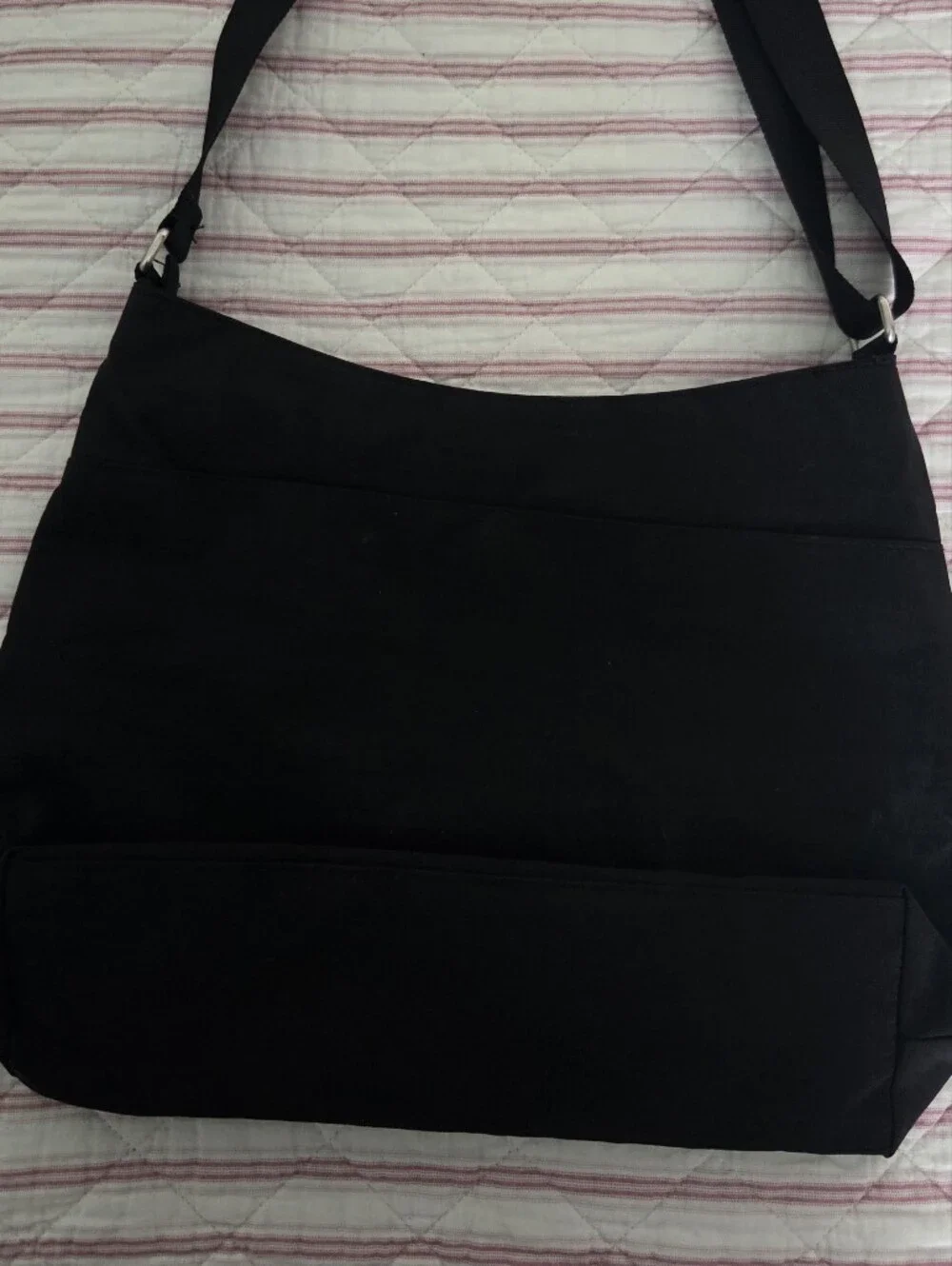 Baggallini Black Crossbody Messenger Bag with Silver Accents